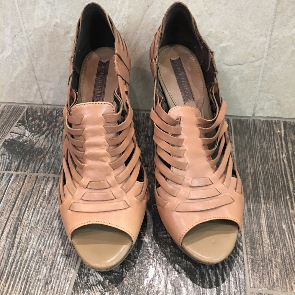 Cute strappy sandal high heels